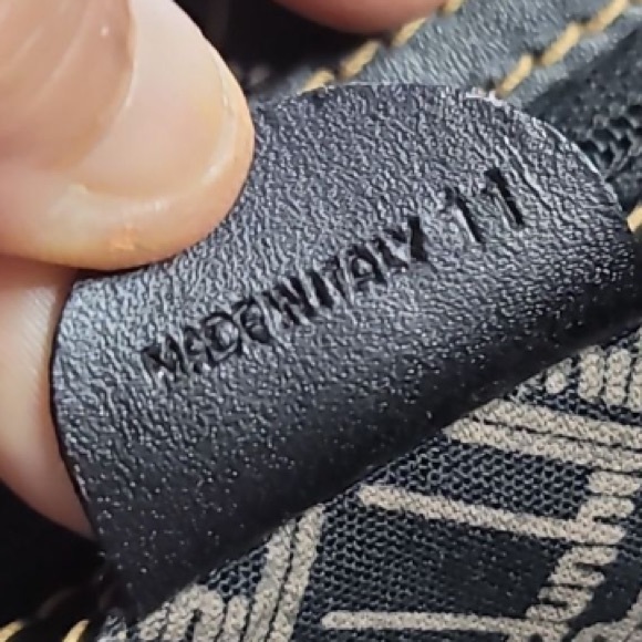 Alfred Dunhill Vintage Leather Clutch + Chain - Black and Gold - Picture 4 of 13